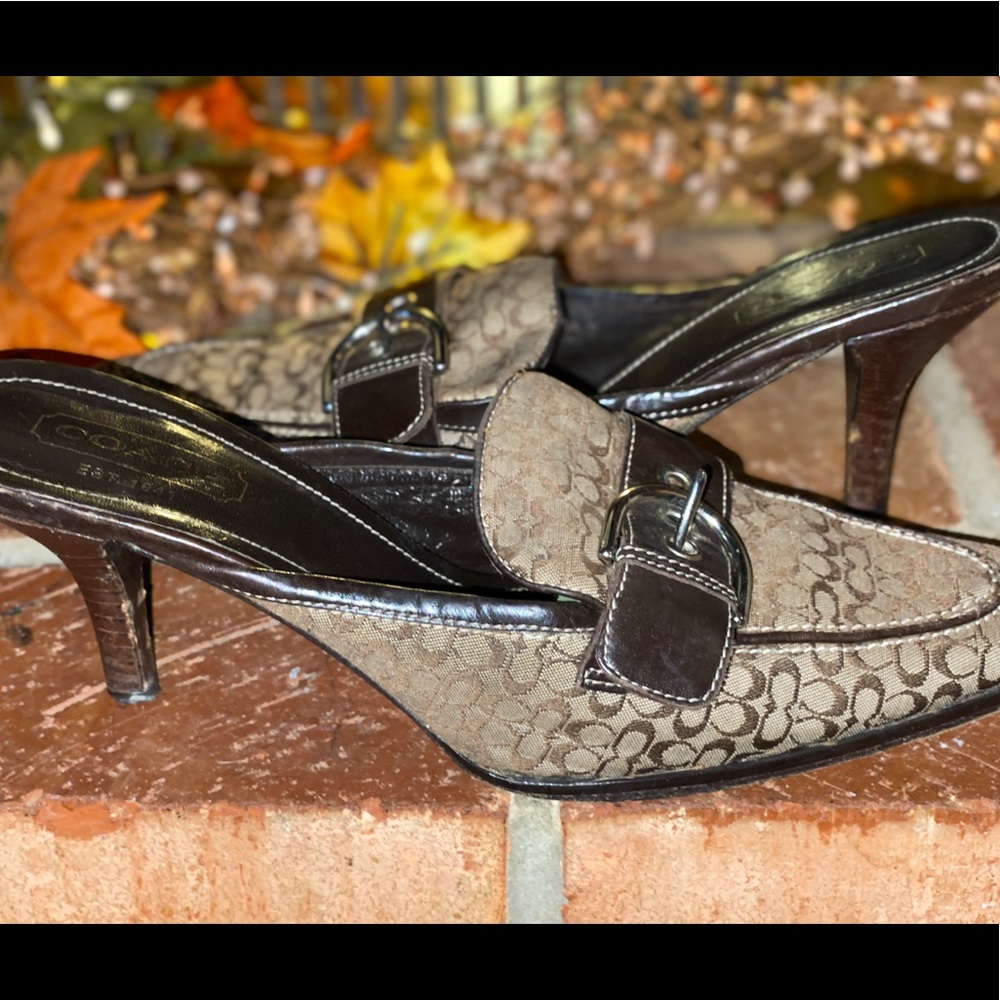 Coach Mules brown and tan signature C